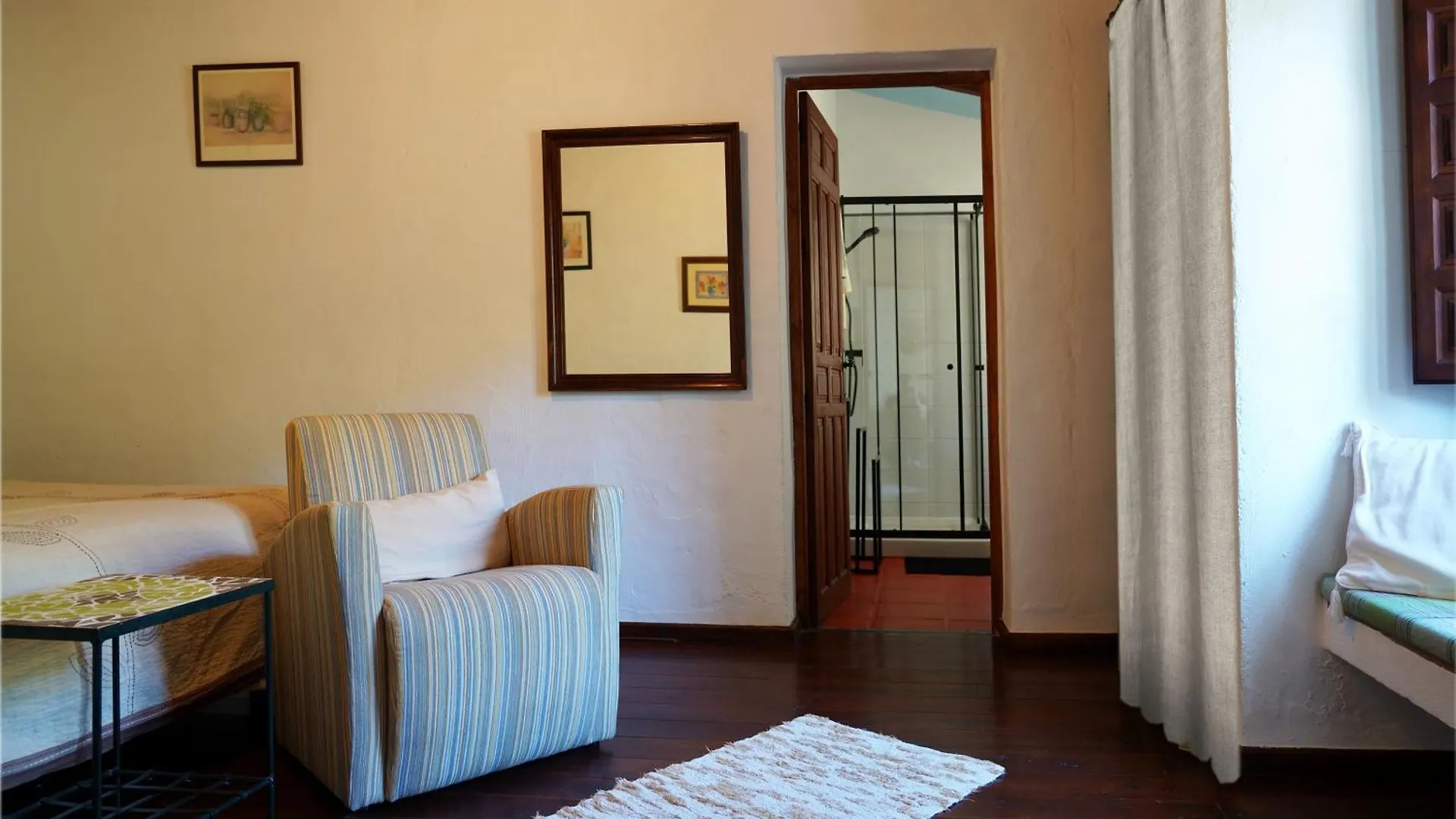 Hostal Cortijo Lagar de Luisa Borge 0*,