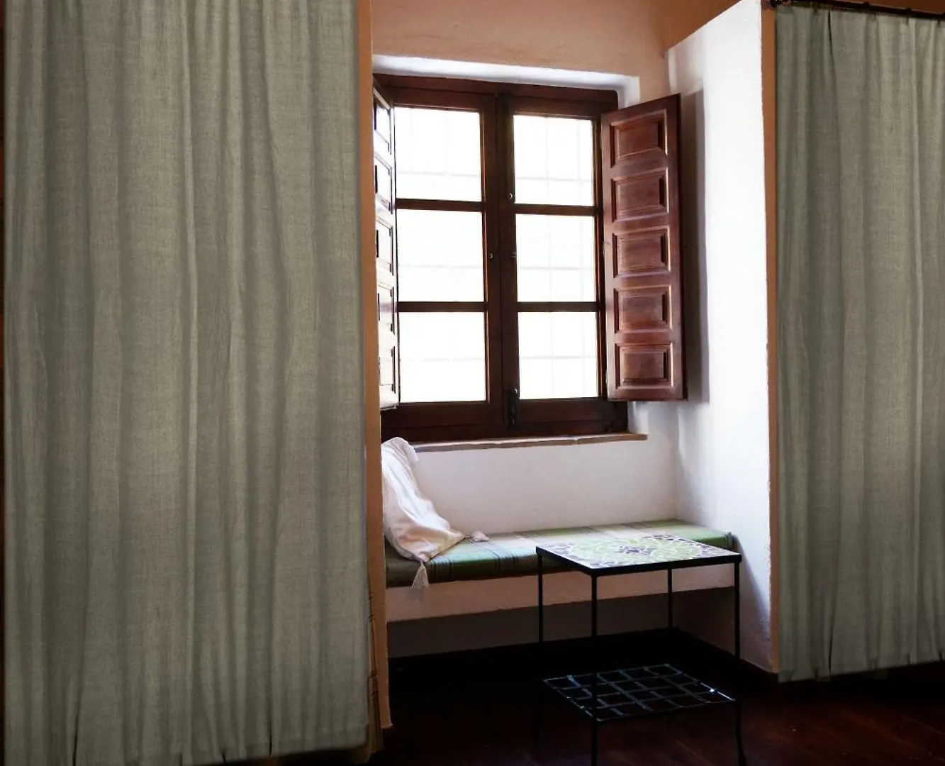 Hostal Cortijo Lagar de Luisa Borge 0*,  España